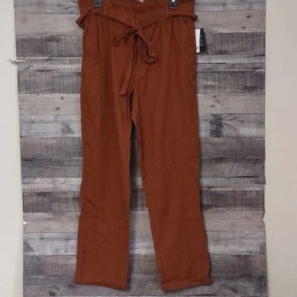 Becca Tilley x Bar III Paperbag Waist Cotton Pants - Picture 3 of 10